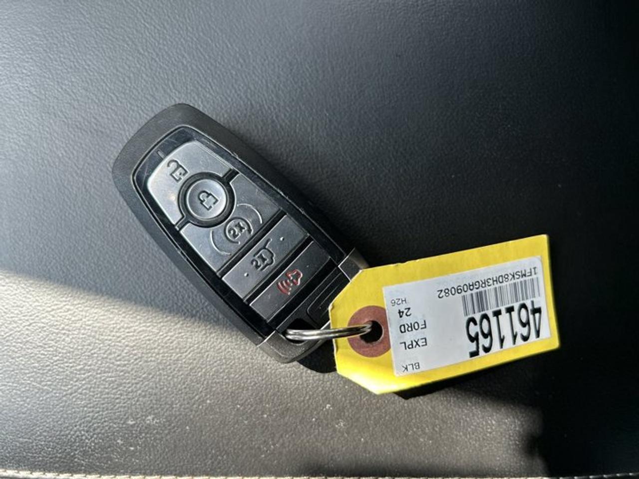 2024 Ford Explorer XLT 4WD | No Accidents | Leather Seats | Heated Steering Wheel Photo
