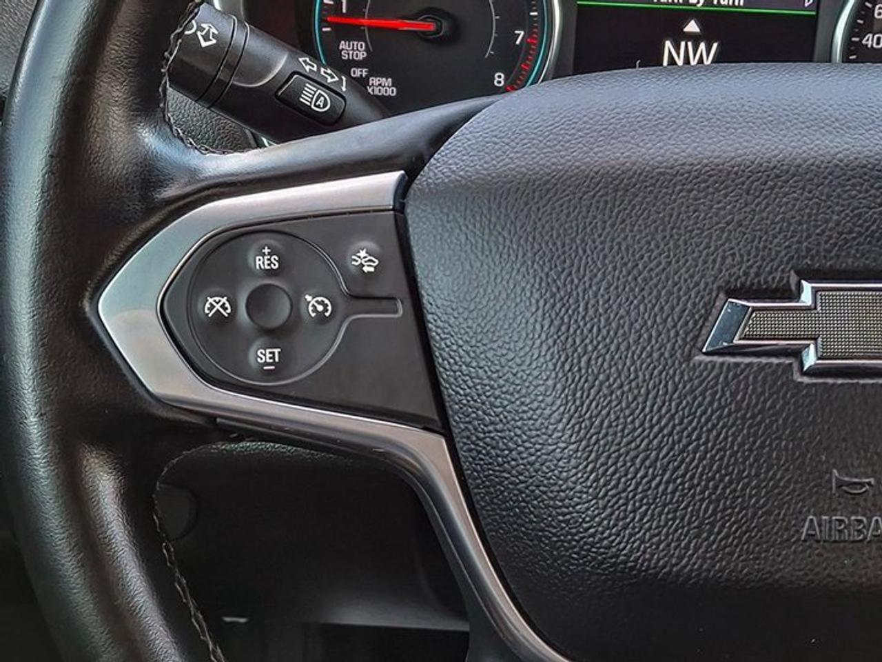 2023 Chevrolet Traverse LT AWD | V6 | Midnight Sport Edition | Heated Seats | Power Seat | Power Liftgate | and More ! Photo