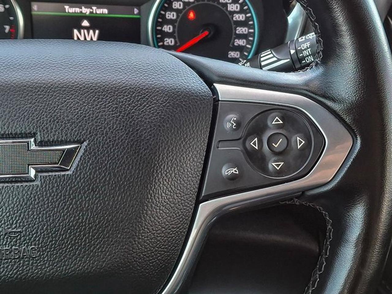 2023 Chevrolet Traverse LT AWD | V6 | Midnight Sport Edition | Heated Seats | Power Seat | Power Liftgate | and More ! Photo