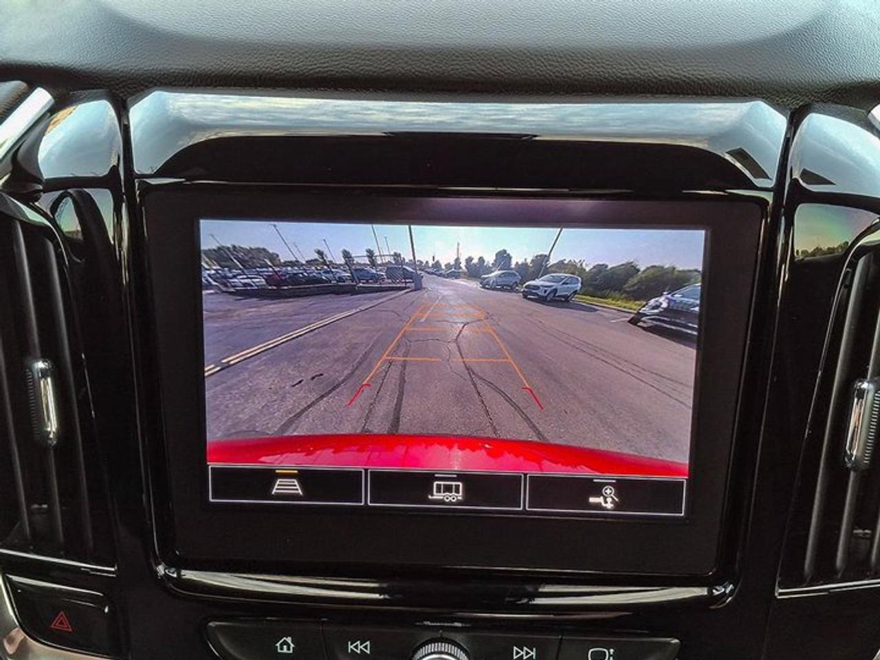 2023 Chevrolet Traverse LT AWD | V6 | Midnight Sport Edition | Heated Seats | Power Seat | Power Liftgate | and More ! Photo