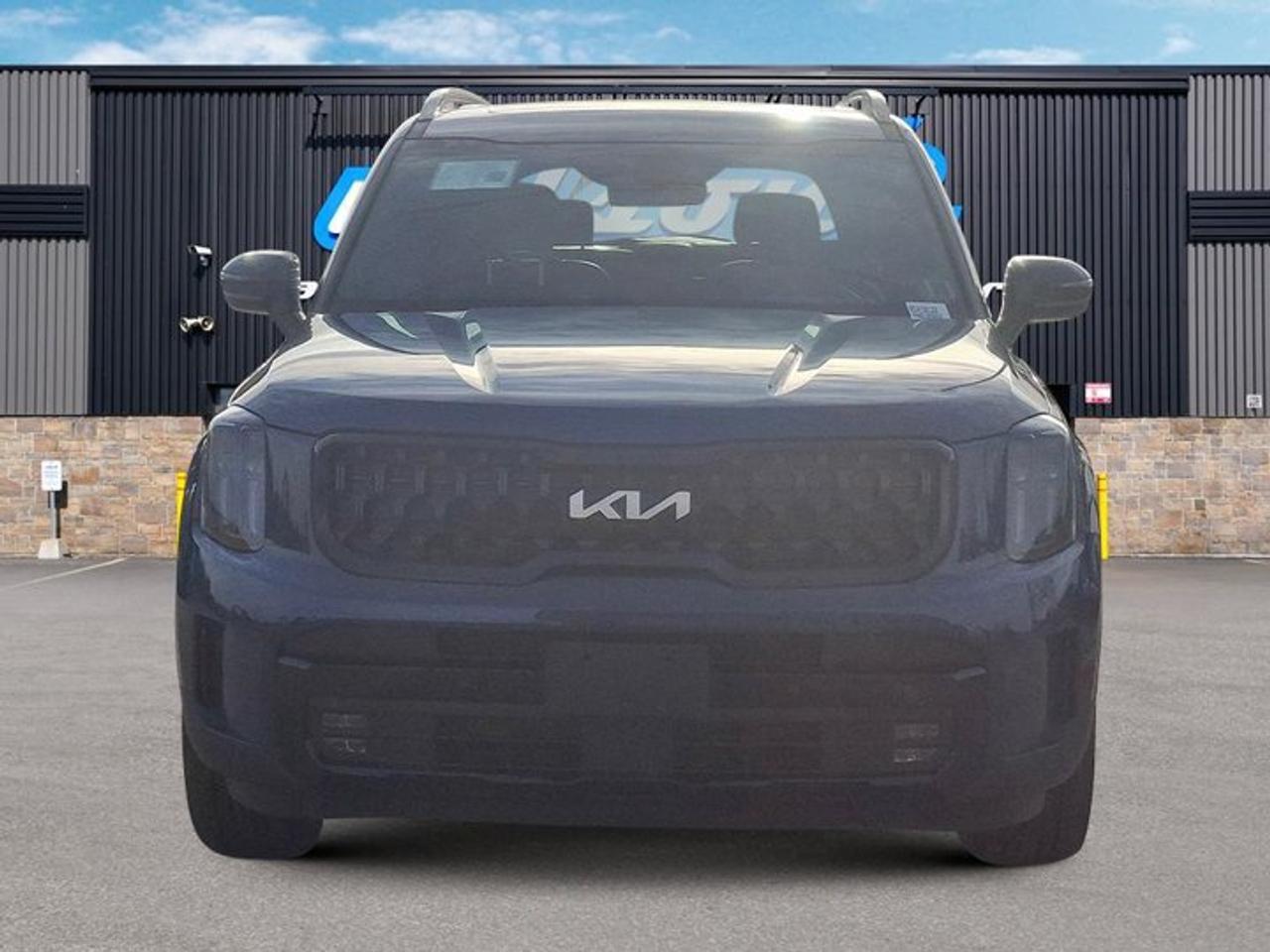 2024 Kia Telluride X-Pro AWD | Leather | Sunroof | Nav | HUD | 360 Camera | Cooled + Heated Seats | and More ! Photo