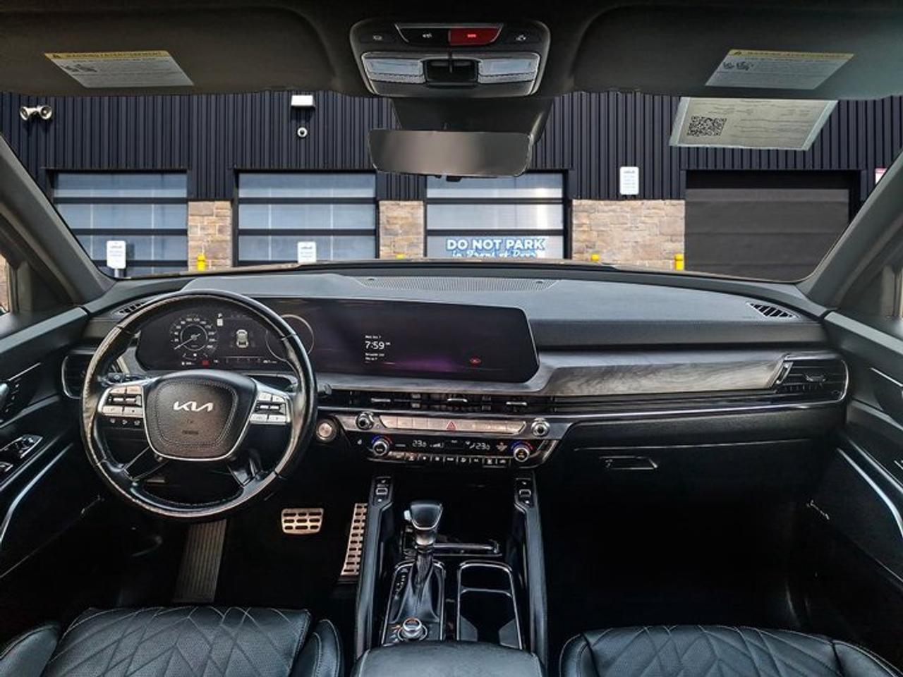 2024 Kia Telluride X-Pro AWD | Leather | Sunroof | Nav | HUD | 360 Camera | Cooled + Heated Seats | and More ! Photo