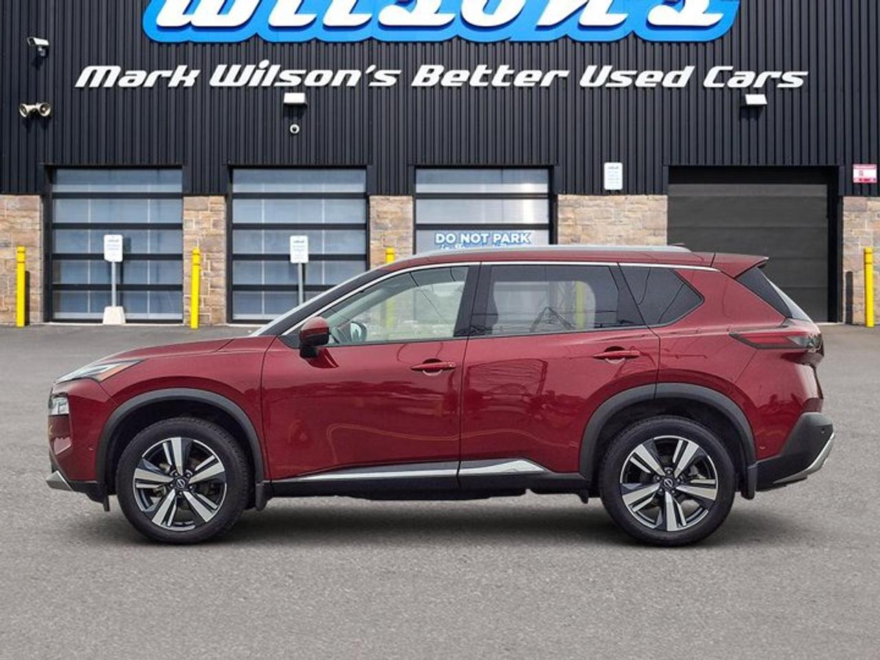 2022 Nissan Rogue Platinum AWD | Leather | Pano Roof | Heated Seats + Steering | Navi | Adaptive Cruise | and More ! Photo
