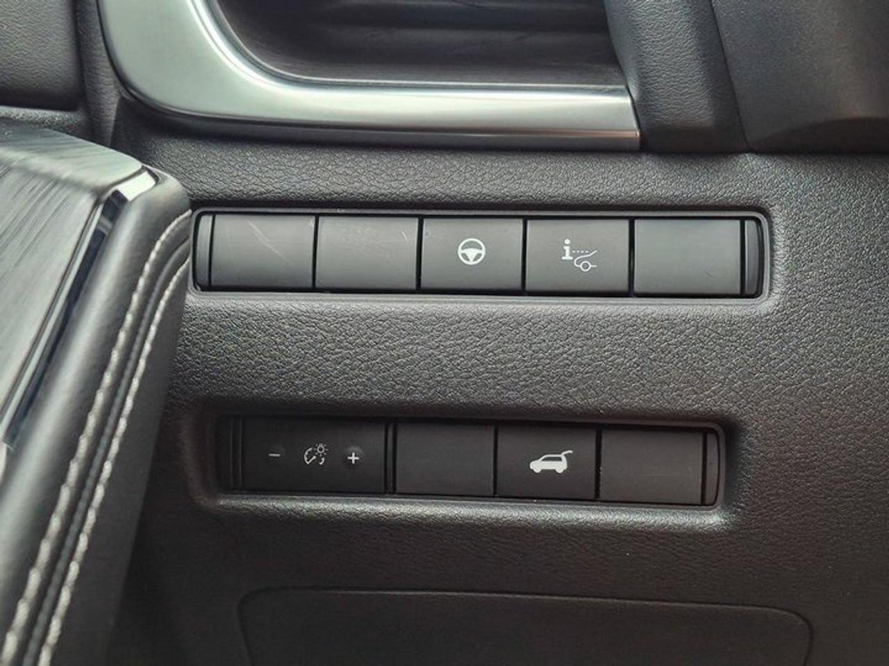 2022 Nissan Rogue Platinum AWD | Leather | Pano Roof | Heated Seats + Steering | Navi | Adaptive Cruise | and More ! Photo
