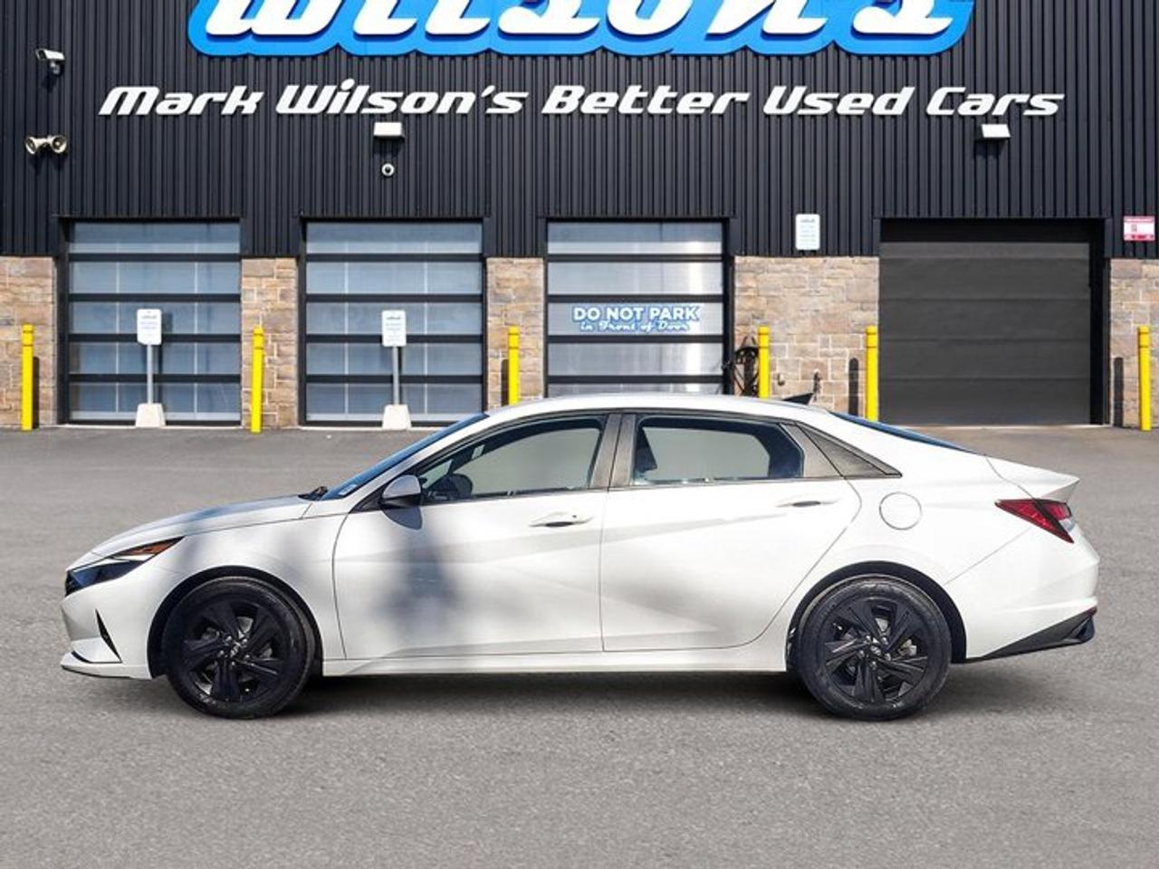 2021 Hyundai Elantra Preferred | Heated Wheel + Seats | CarPlay + Android | Rear Camera | and More ! Photo