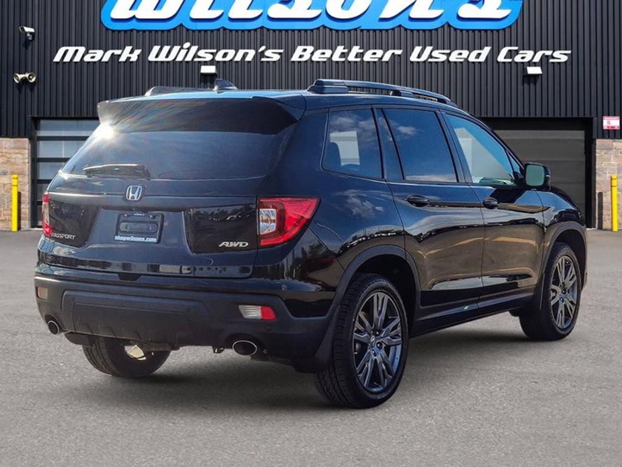 2020 Honda Passport EX-L AWD | Leather | Sunroof | Radar Cruise | Heated Wheel + Seats | Power Seat | CarPlay and More ! Photo