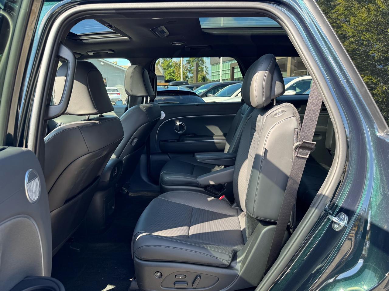 14661323.831352775
