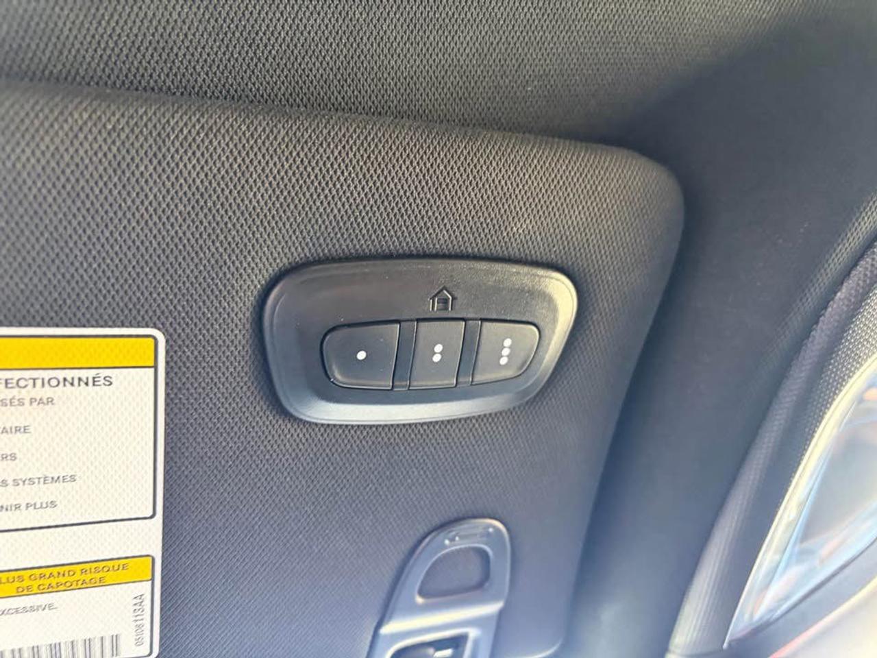 2023 Jeep Compass Latitude Photo
