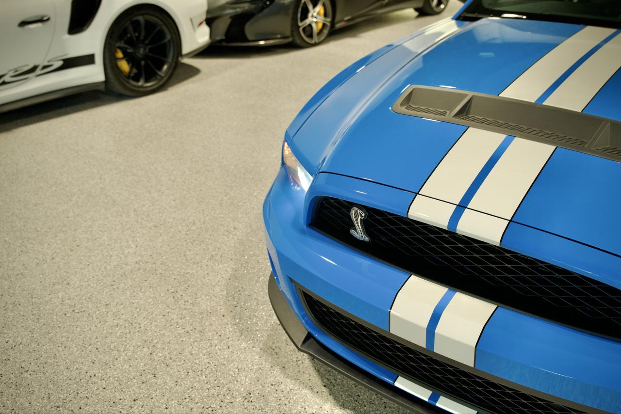 2011 Ford Mustang Shelby GT500 Photo3