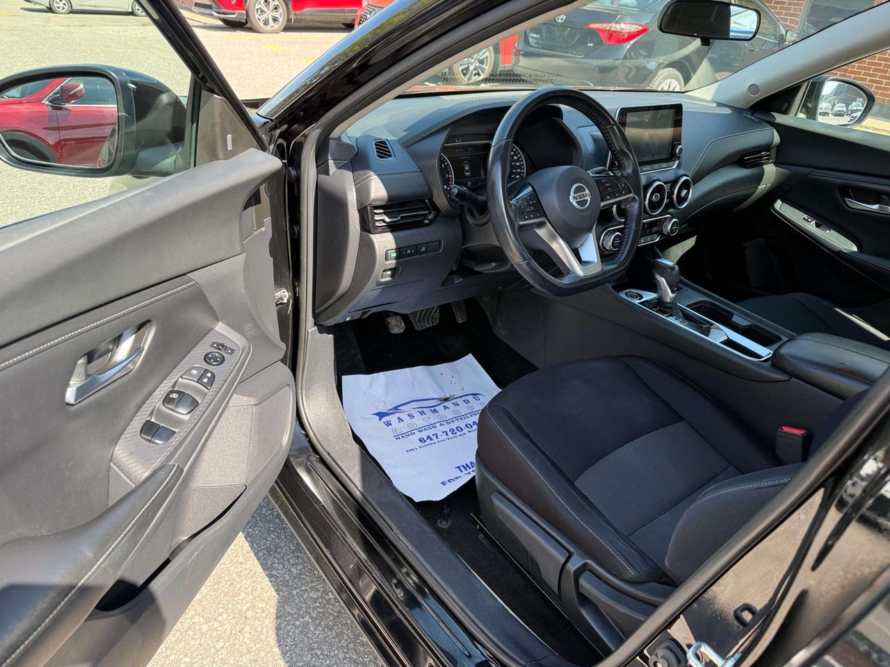 2020 Nissan Sentra SV CVT, PUSH BUTTON START, ALLOY WHEELS Photo
