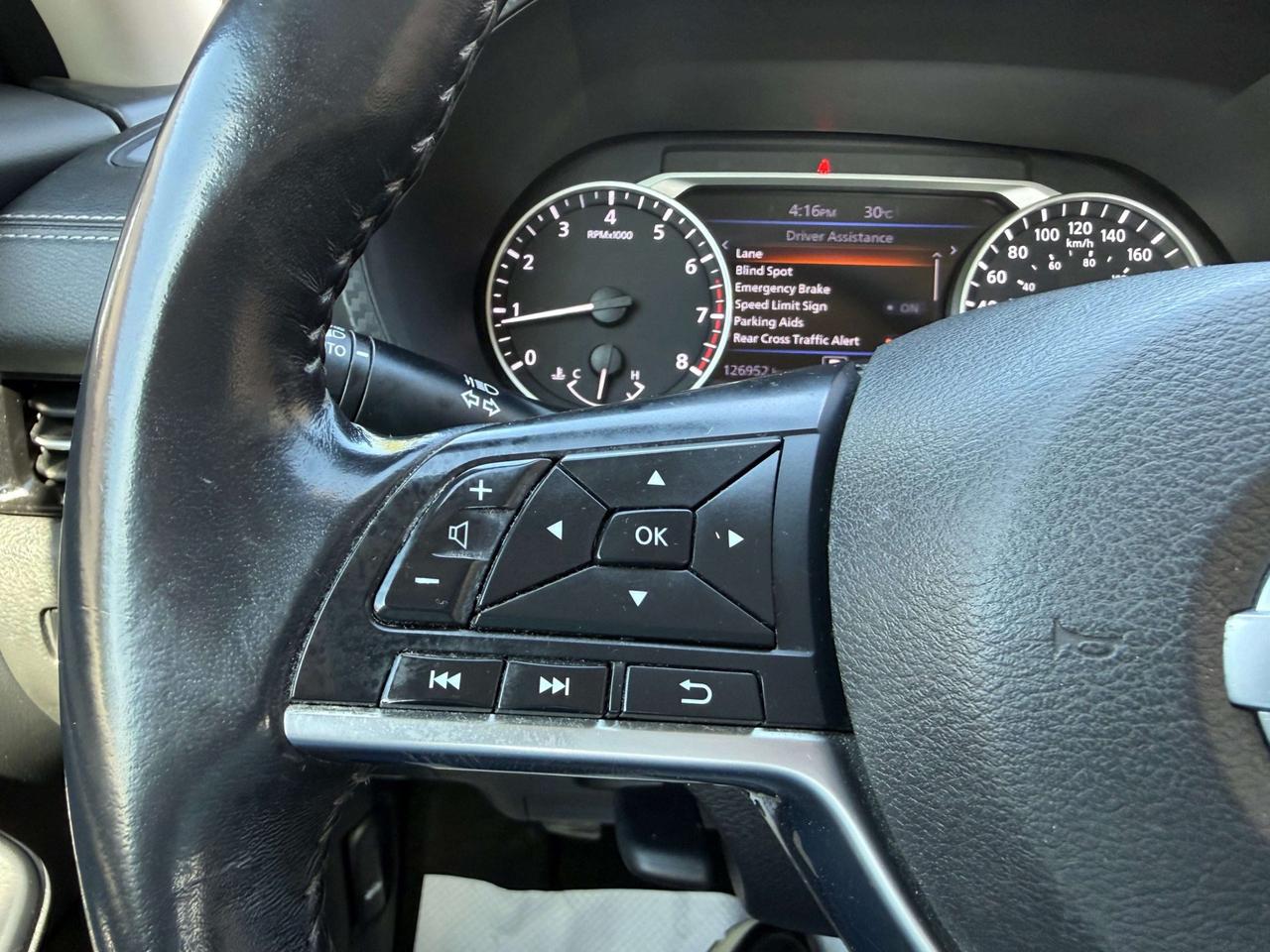 2020 Nissan Sentra SV CVT, PUSH BUTTON START, ALLOY WHEELS Photo