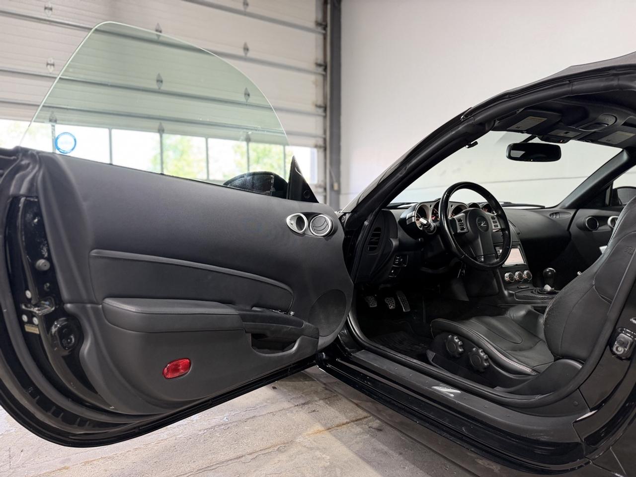 2009 Nissan 350Z Grand Touring Photo