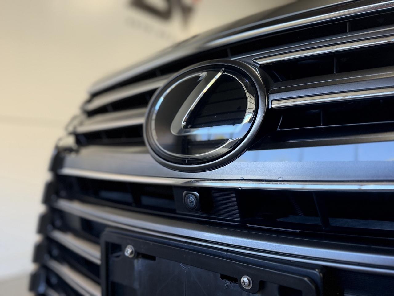 2017 Lexus LX 570 Photo