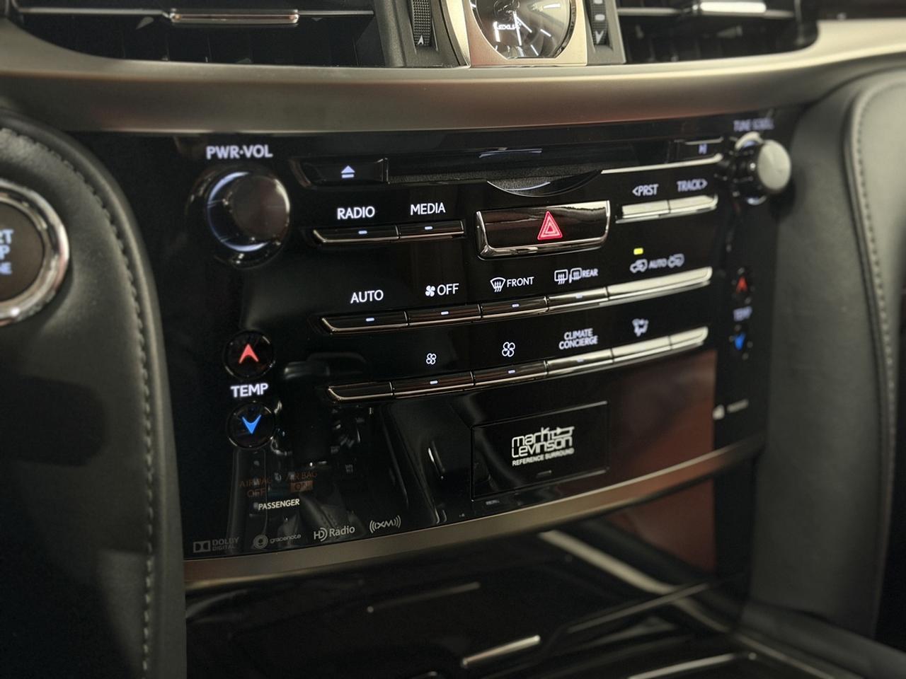 2017 Lexus LX 570 Photo