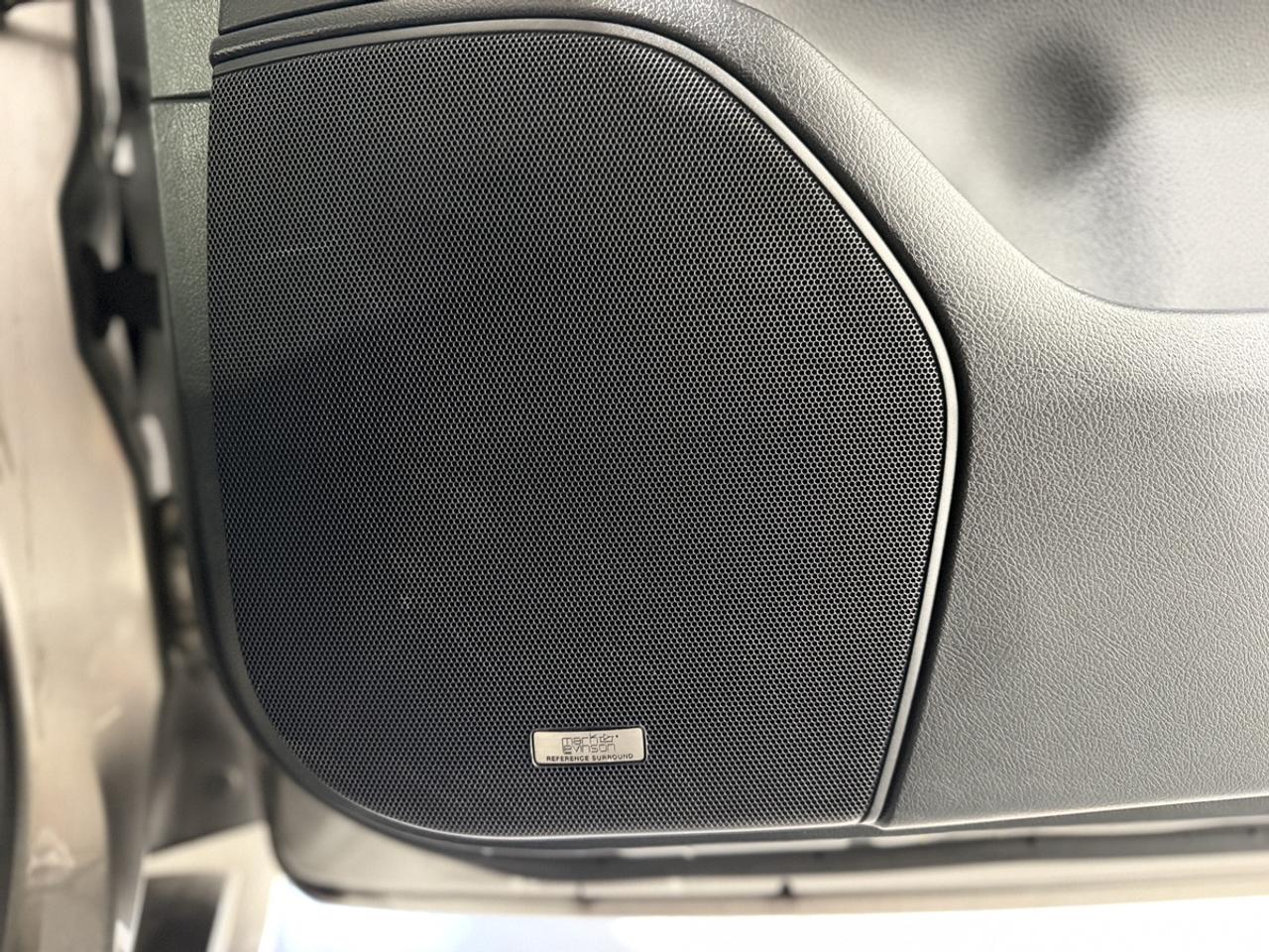 2017 Lexus LX 570 Photo