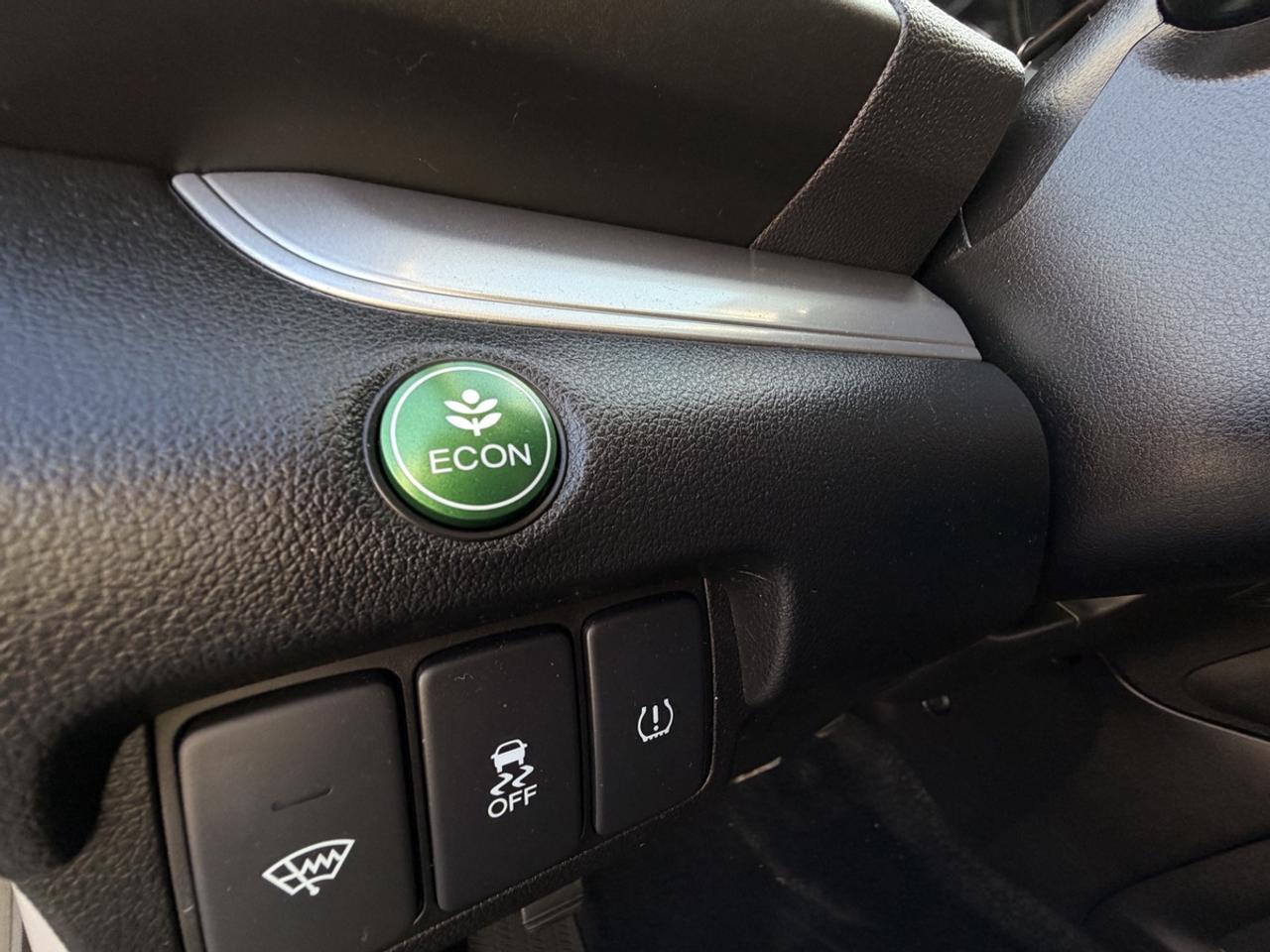 2015 Honda CR-V SE Photo