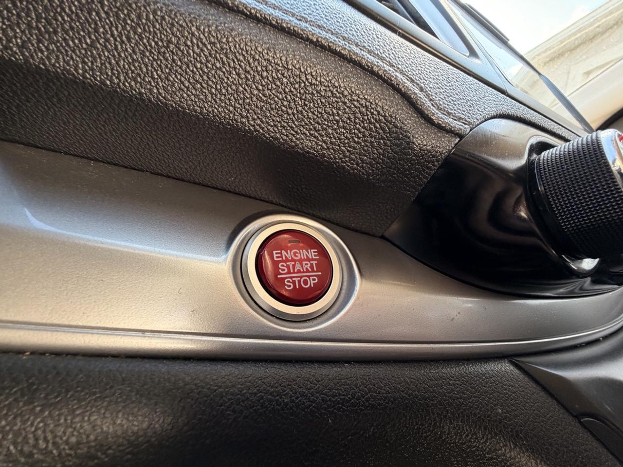 2015 Honda CR-V SE Photo