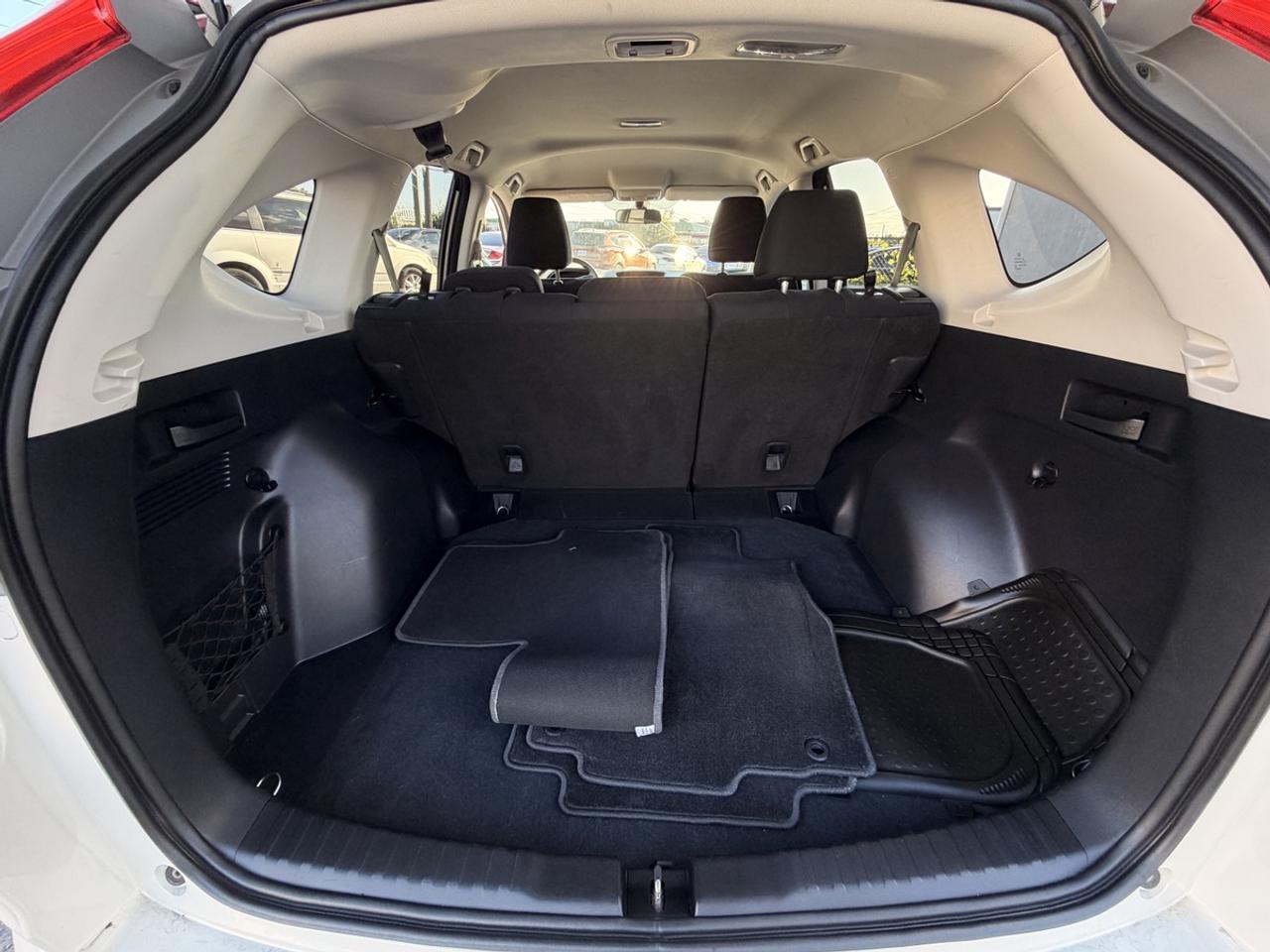 2015 Honda CR-V SE Photo