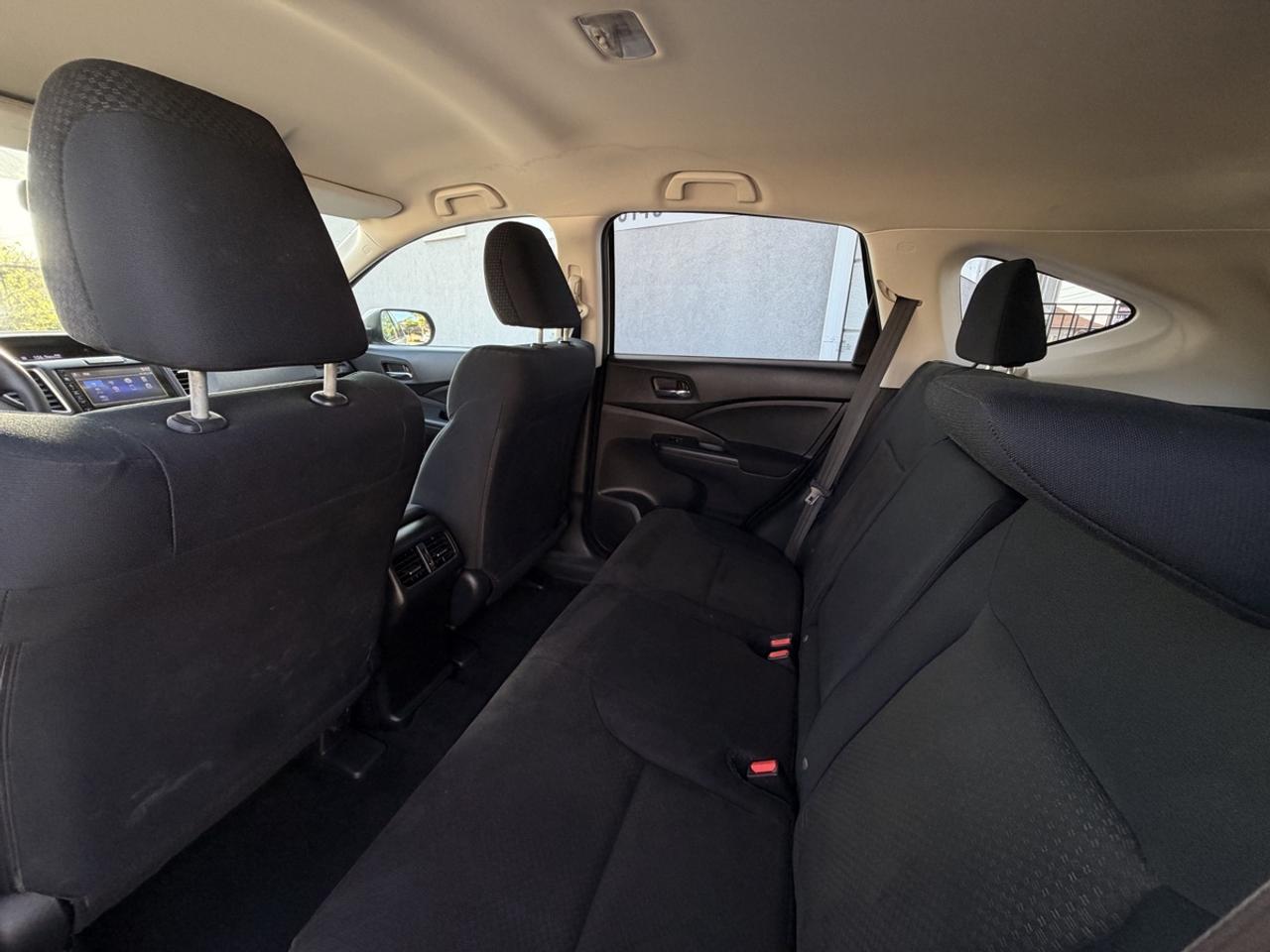 2015 Honda CR-V SE Photo