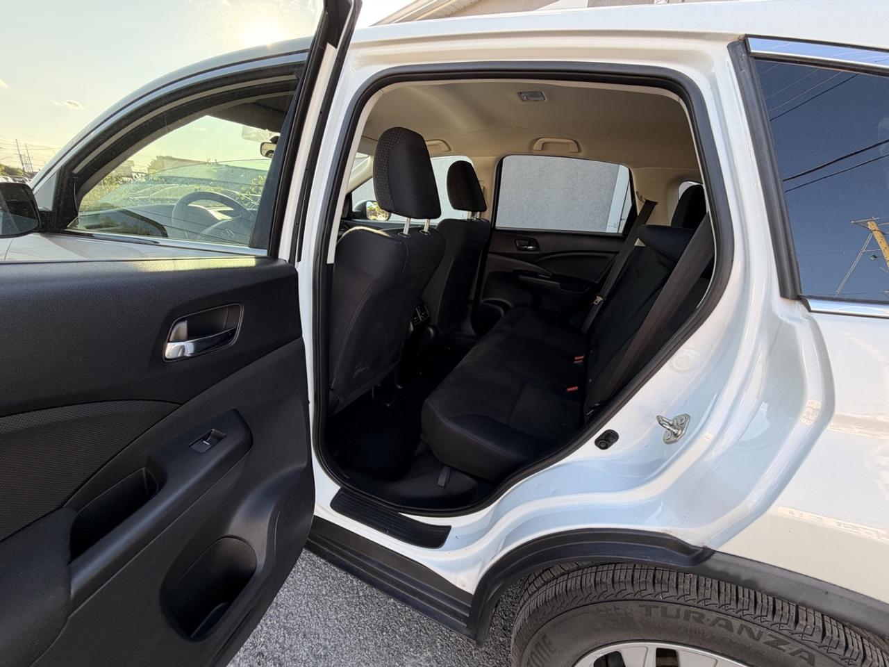 2015 Honda CR-V SE Photo