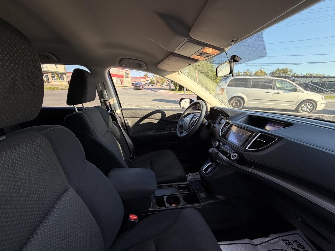 2015 Honda CR-V SE Photo