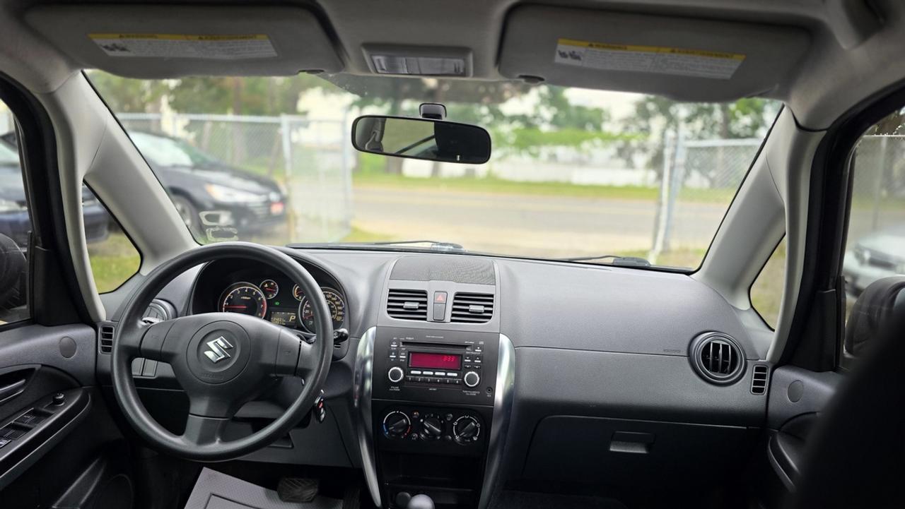 2010 Suzuki SX4 Base Photo