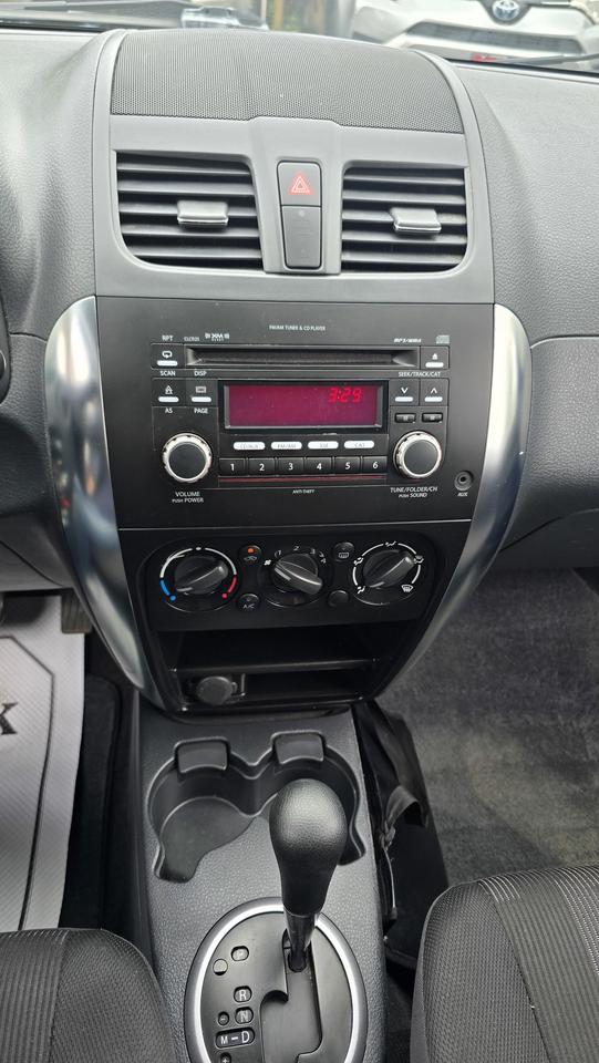 2010 Suzuki SX4 Base Photo