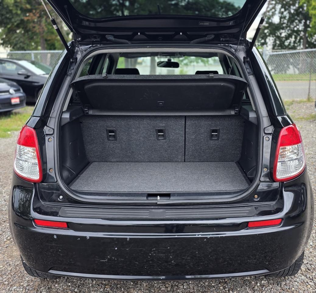 2010 Suzuki SX4 Base Photo