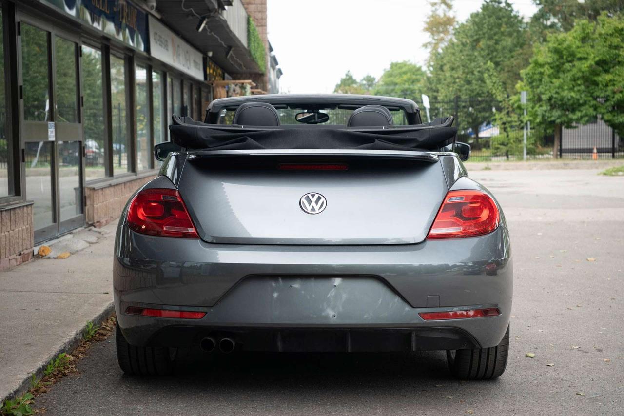 2014 Volkswagen Beetle 1.8T CONVERTIBLE Photo