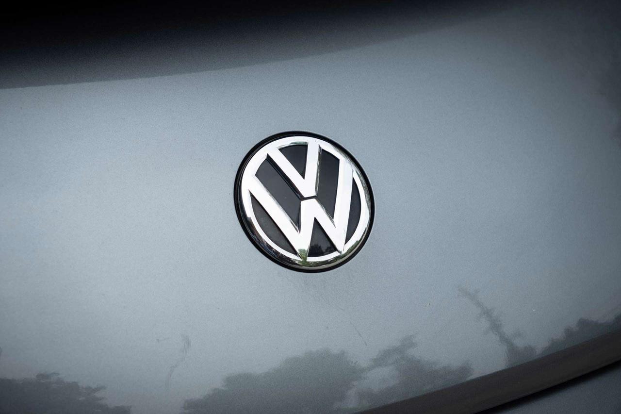 2014 Volkswagen Beetle 1.8T CONVERTIBLE Photo