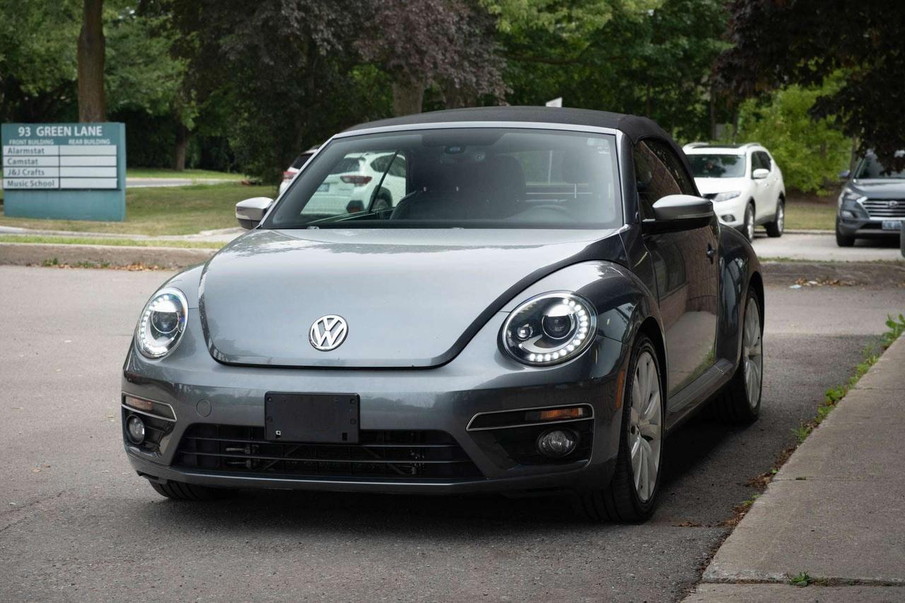 2014 Volkswagen Beetle 1.8T CONVERTIBLE Photo