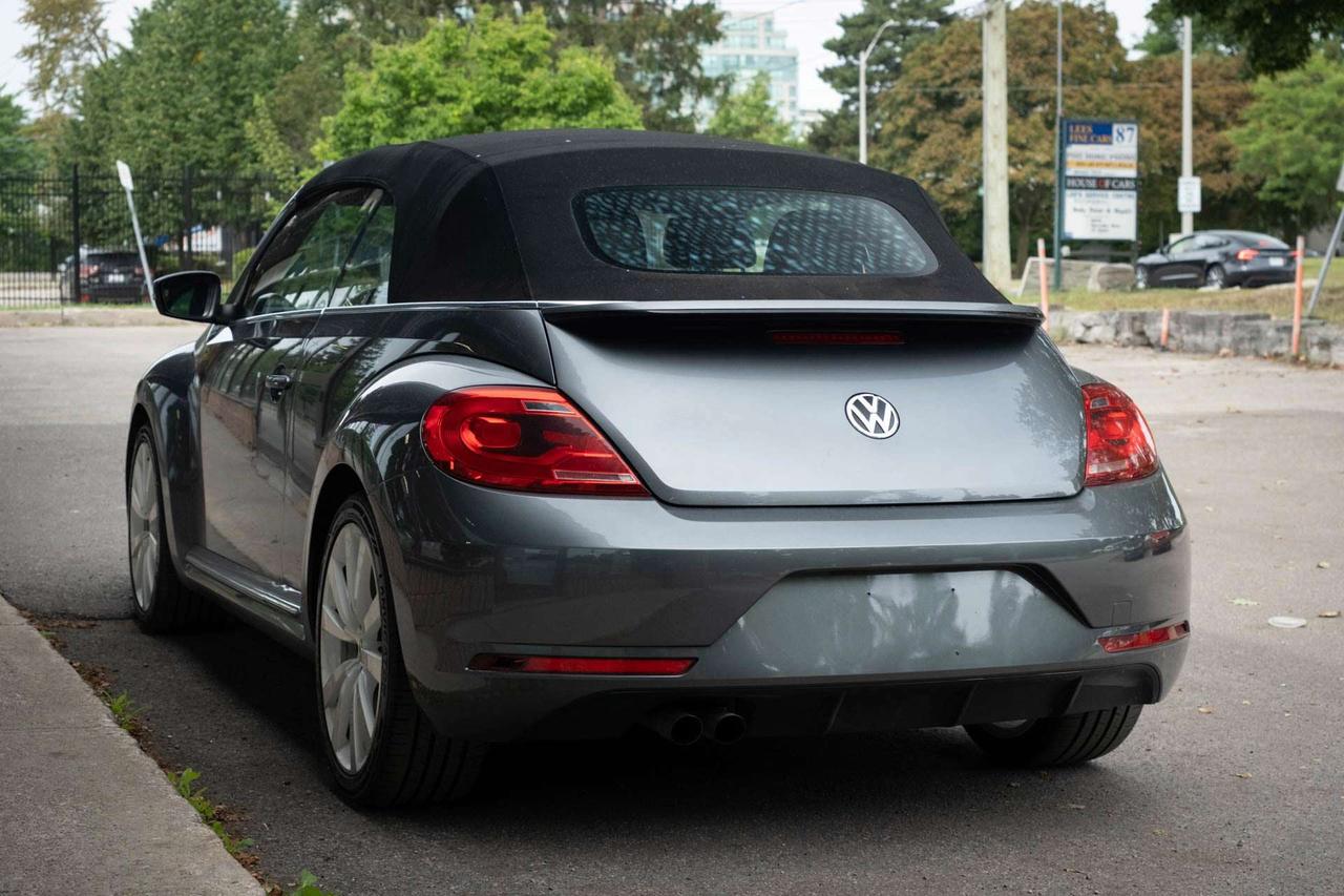 2014 Volkswagen Beetle 1.8T CONVERTIBLE Photo