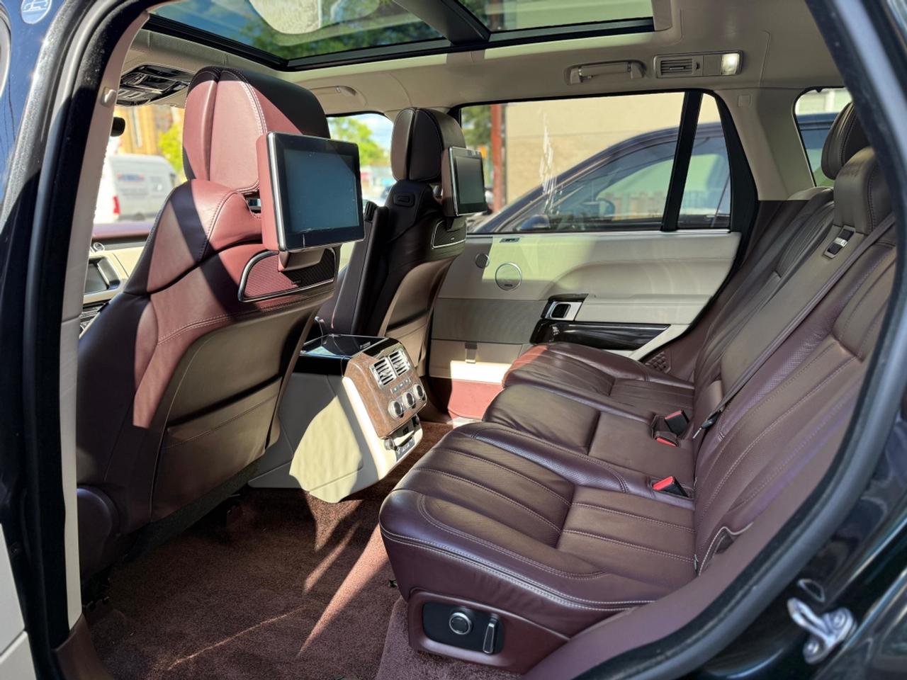 2017 Land Rover Range Rover LWB AUTOBIOGRAPHY|45+ SERVICE RECORDS|REAR TV PCKG Photo