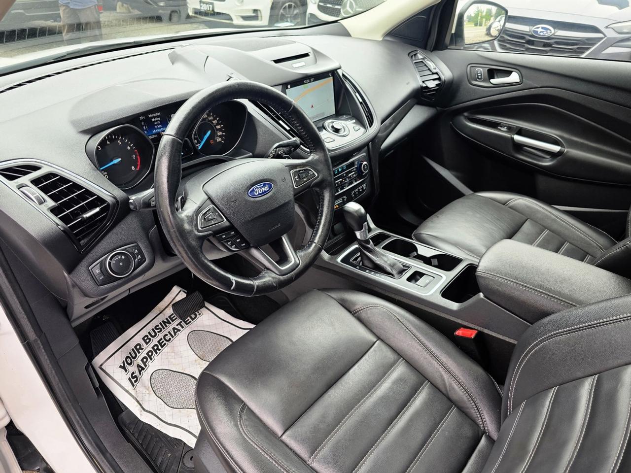 2017 Ford Escape 4WD TITANIUM Photo