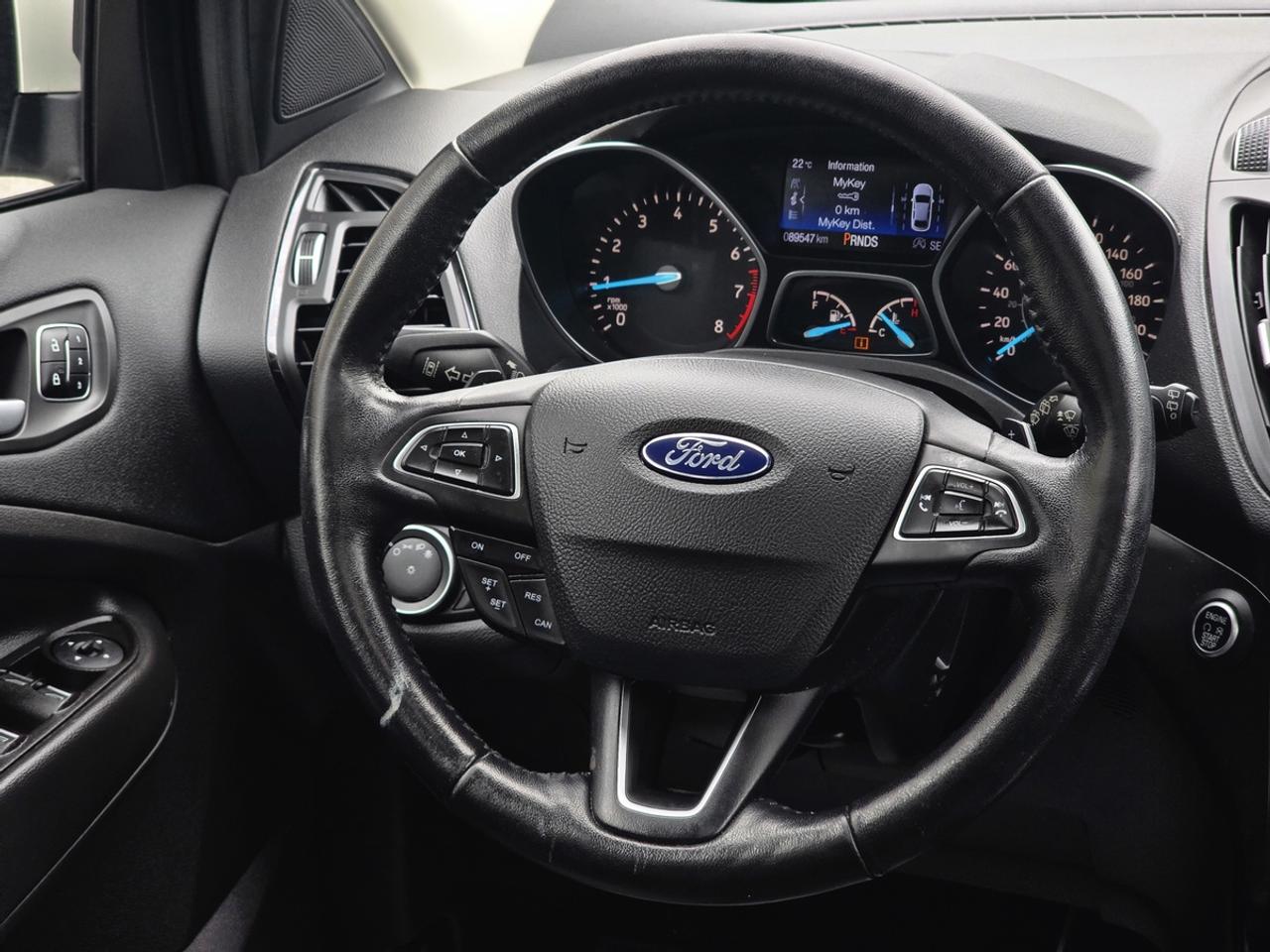2017 Ford Escape 4WD TITANIUM Photo