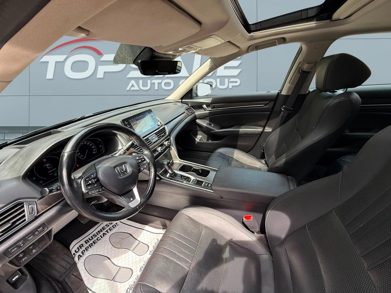 2019 Honda Accord Touring Photo