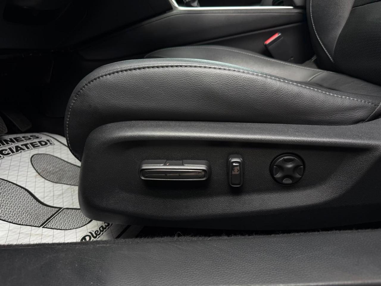 2019 Honda Accord Touring Photo
