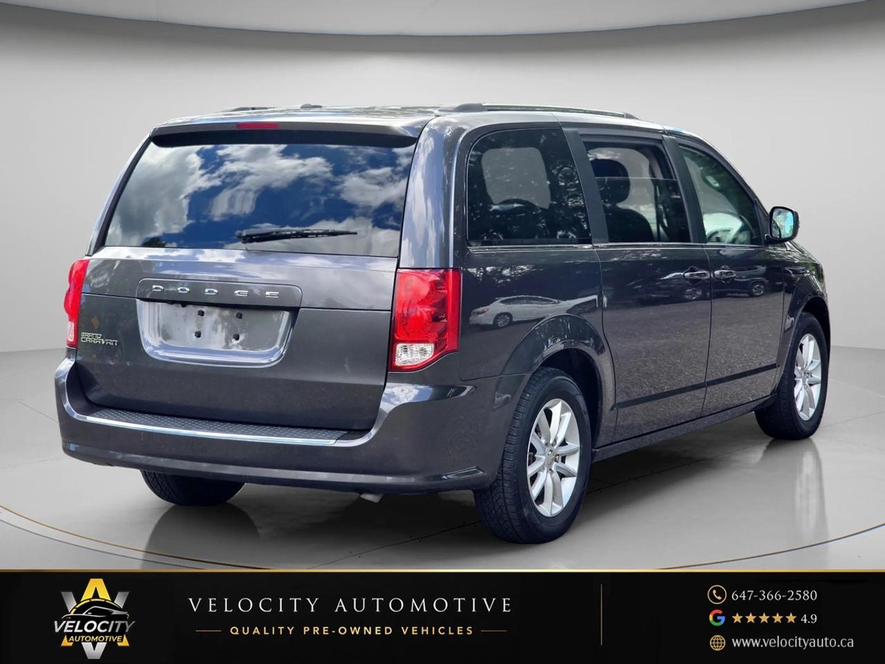 2018 Dodge Grand Caravan SXT Premium Plus | Clean Carfax! Photo