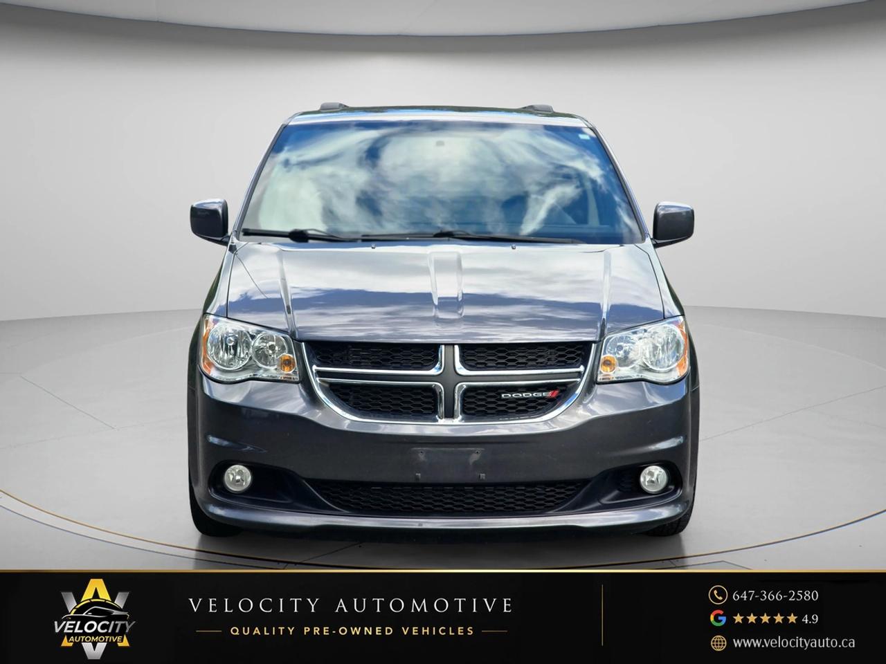 2018 Dodge Grand Caravan SXT Premium Plus | Clean Carfax! Photo