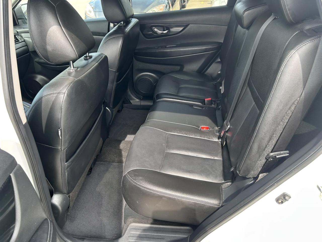 2019 Nissan Rogue SL Photo