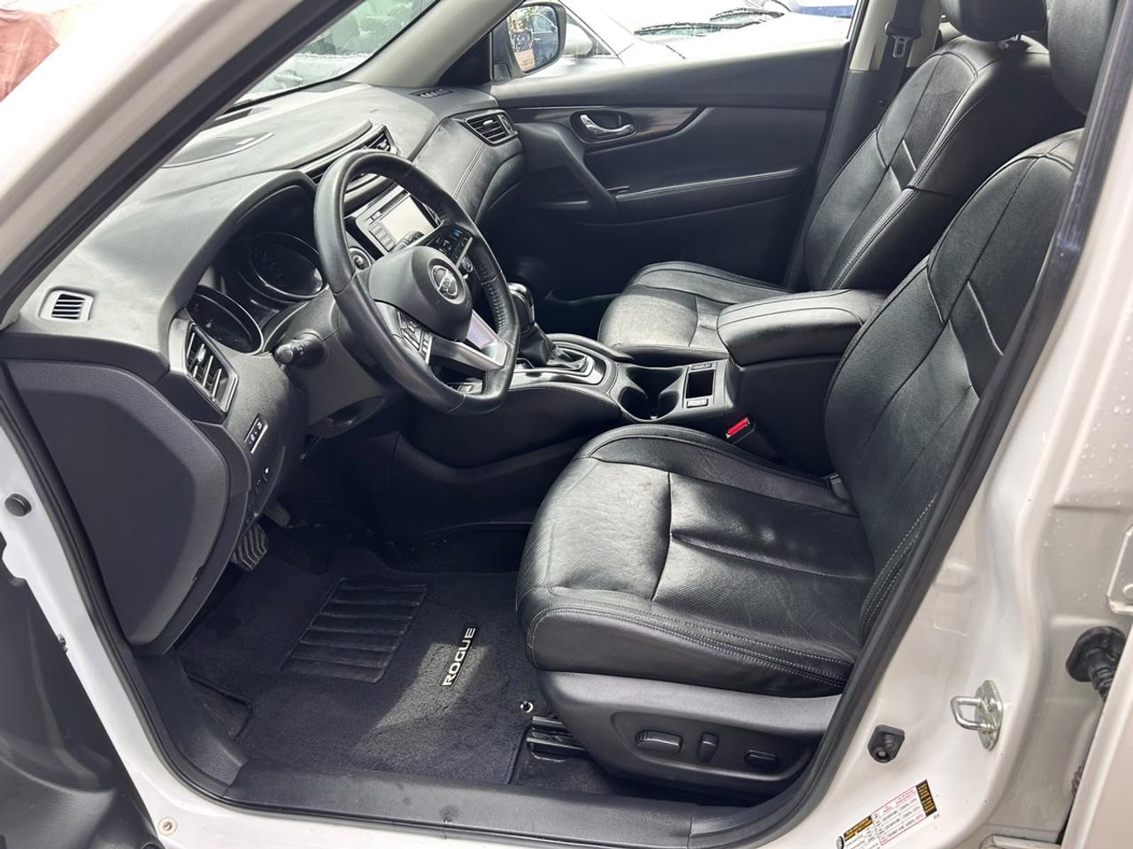 2019 Nissan Rogue SL Photo