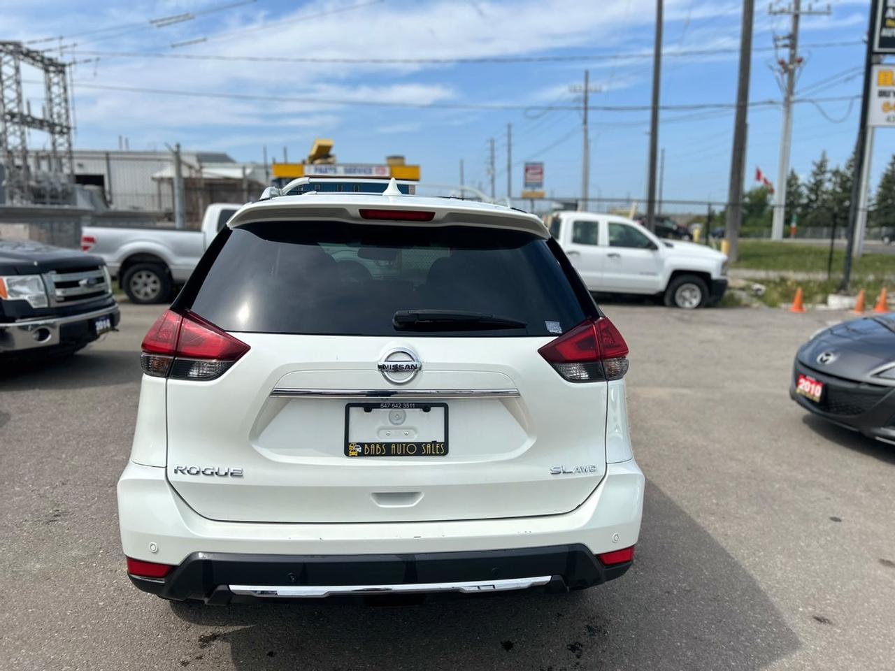 2019 Nissan Rogue SL Photo