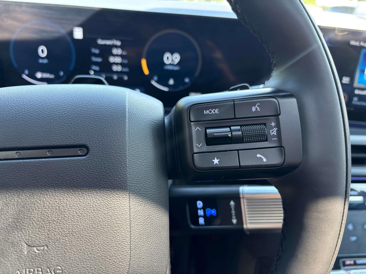 2025 Hyundai Santa Fe Ultimate Calligraphy AWD Nappa Leather Navigation Photo
