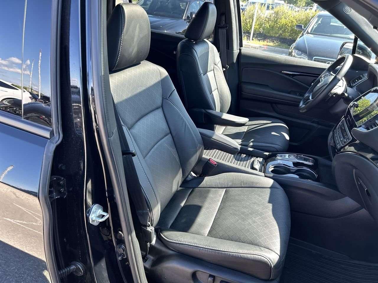 2021 Honda Passport Touring   Clean Accident-Free History Photo