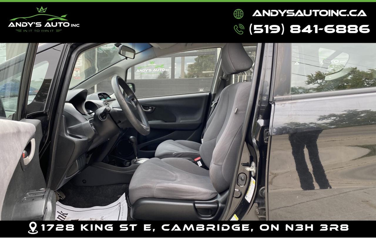 2011 Honda Fit ! POWER WINDOWS ! Sport ! NO ACCIDENTS ! POWER WINDOWS ! Photo