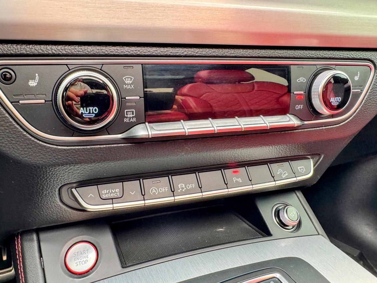2018 Audi SQ5 PROGRESSIV Photo