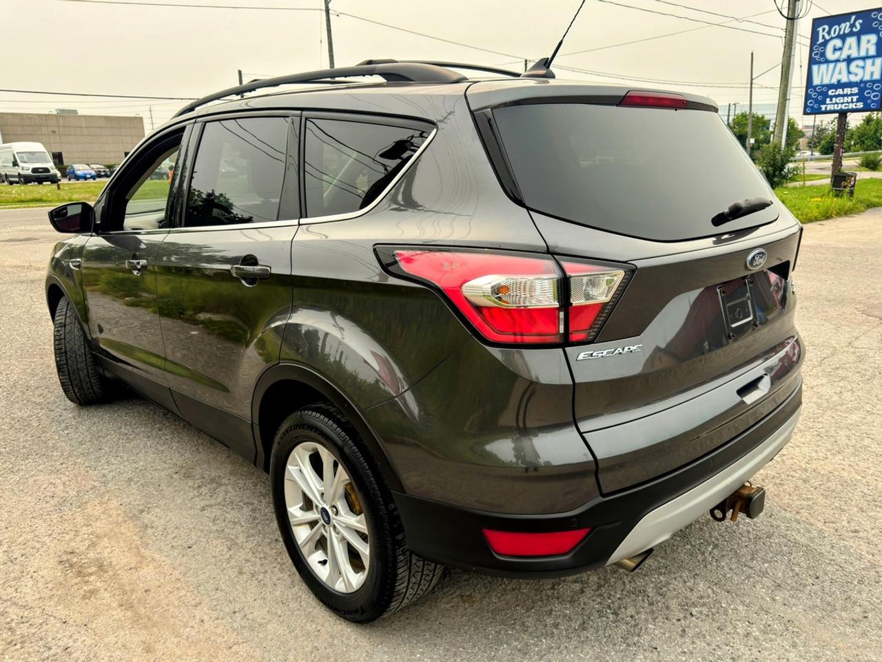 2018 Ford Escape SEL Photo