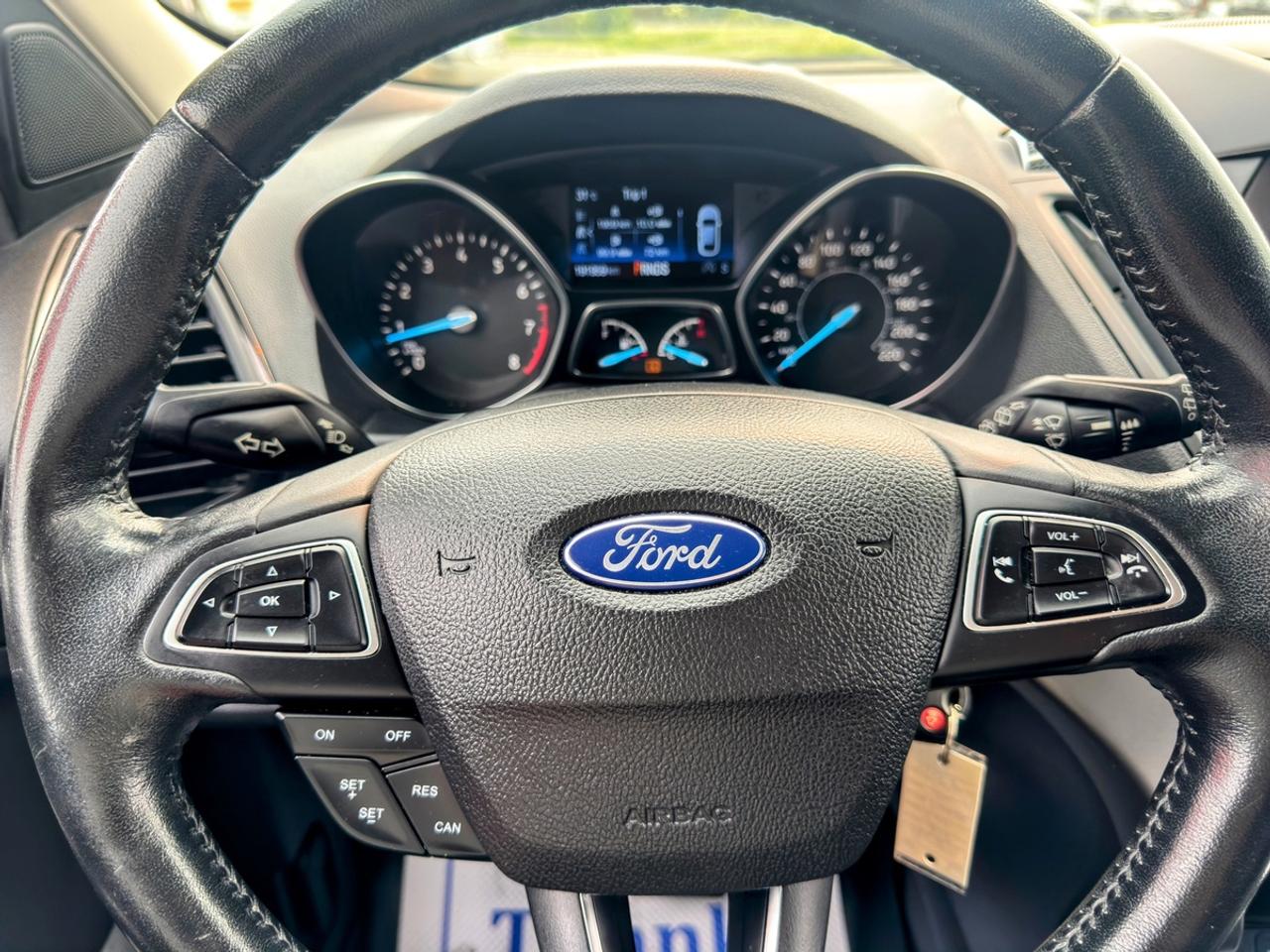2018 Ford Escape SEL Photo