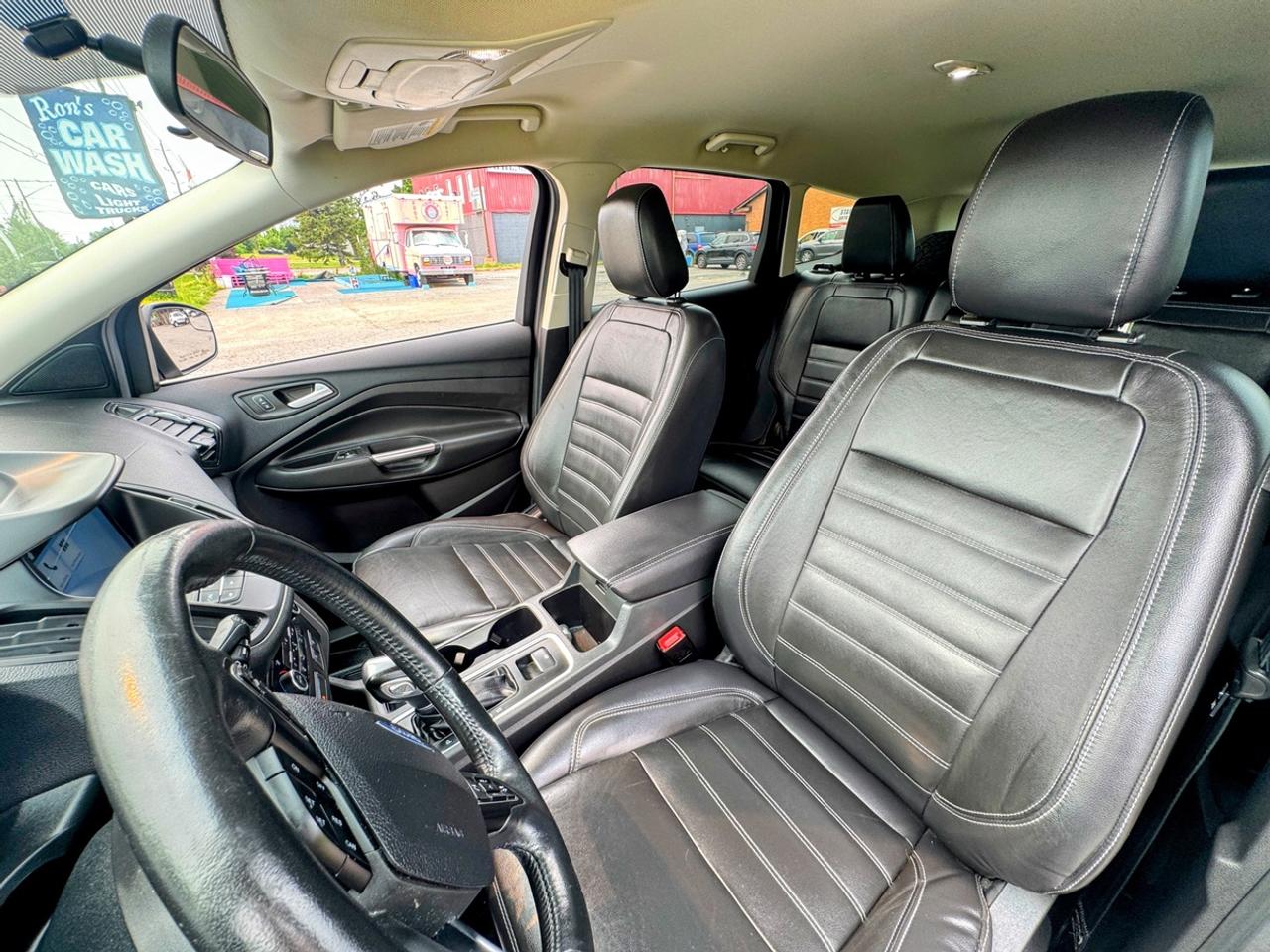 2018 Ford Escape SEL Photo