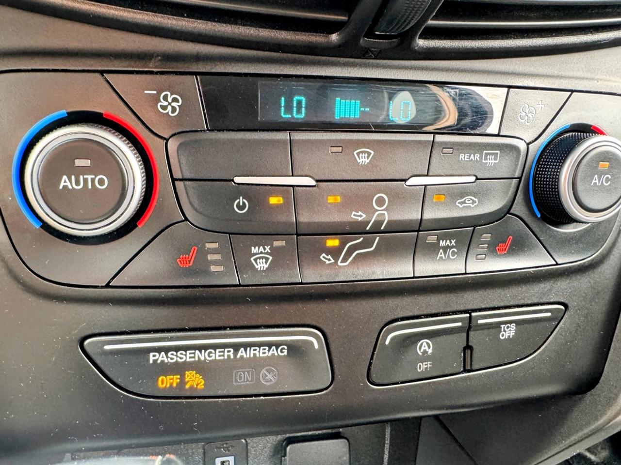 2018 Ford Escape SEL Photo